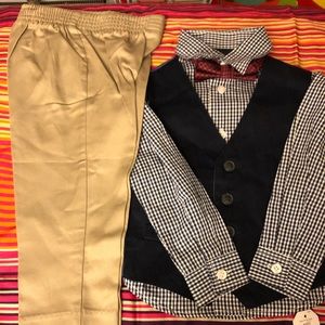 Three piece Nautica toddler boys suit.